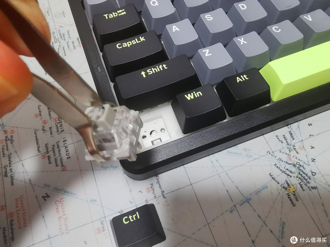 优越手感,超长续航:雷柏V700 DIY-98多模无线机械键盘体验