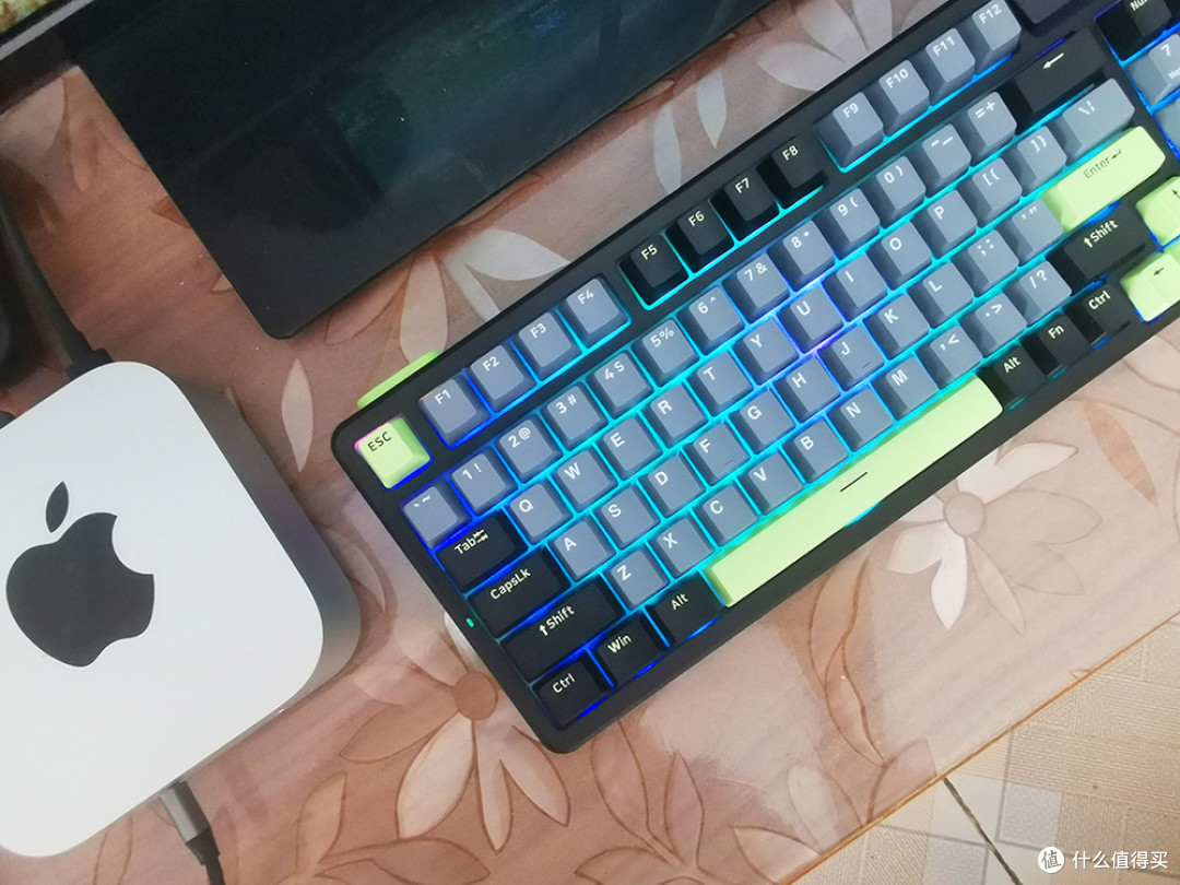 优越手感,超长续航:雷柏V700 DIY-98多模无线机械键盘体验