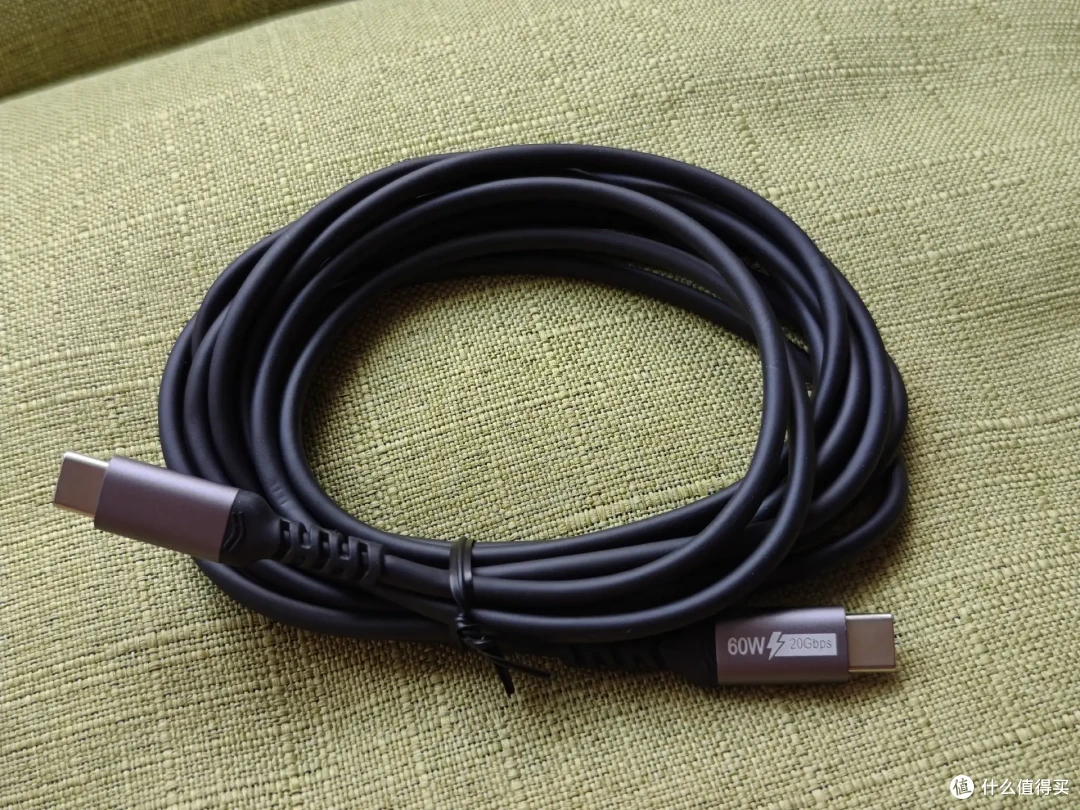 酷乐炫20Gbps 3m高速投屏线评测:大屏体验新选择