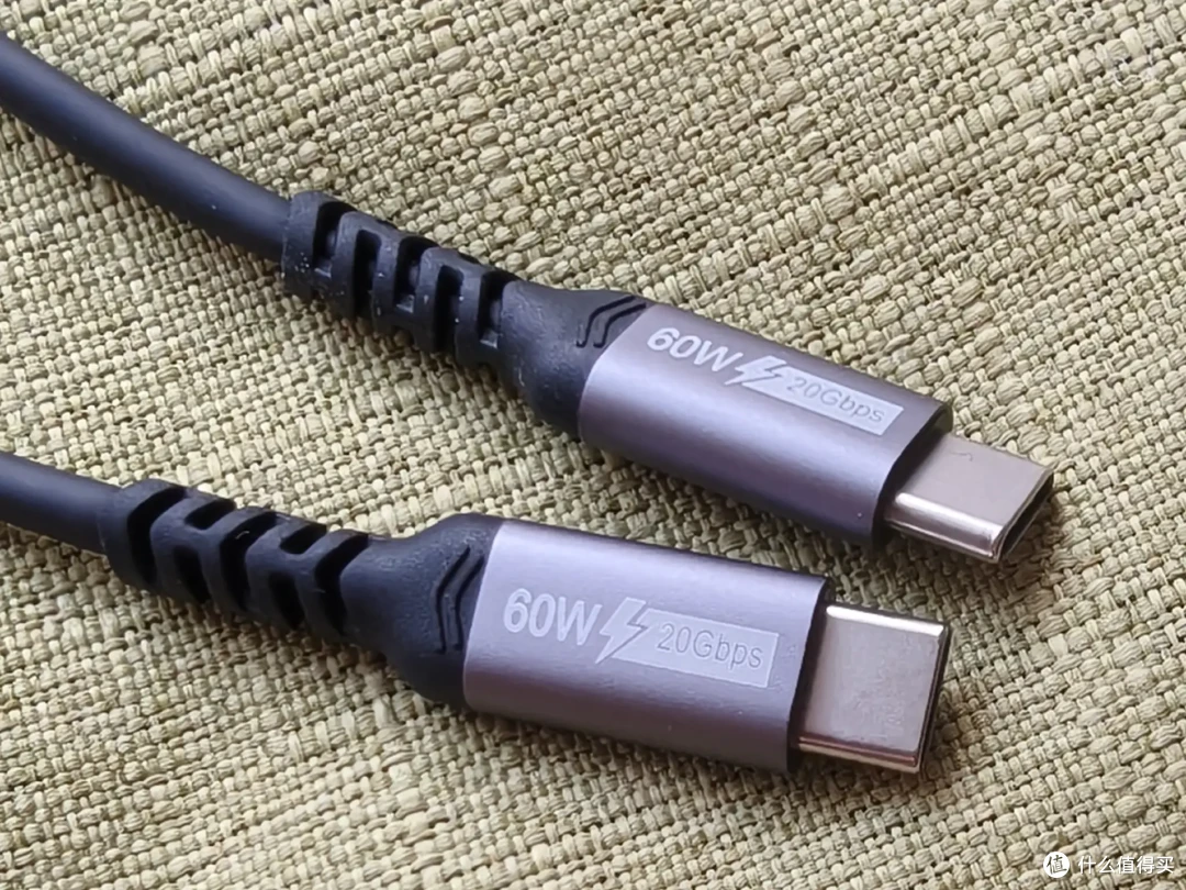 酷乐炫20Gbps 3m高速投屏线评测:大屏体验新选择