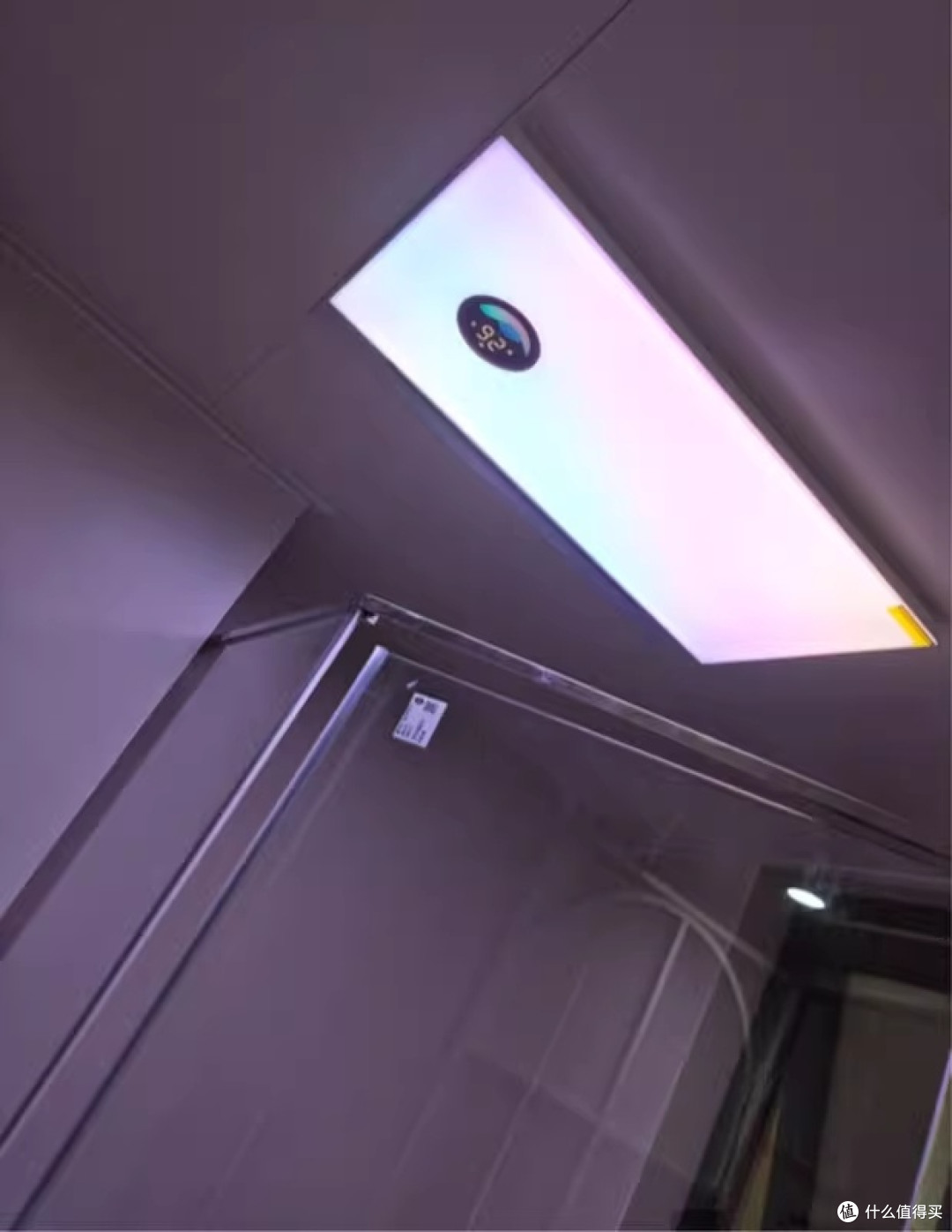从"洗澡靠忍"到"浴室治愈":Yeelight智能滑盖彩虹浴霸
