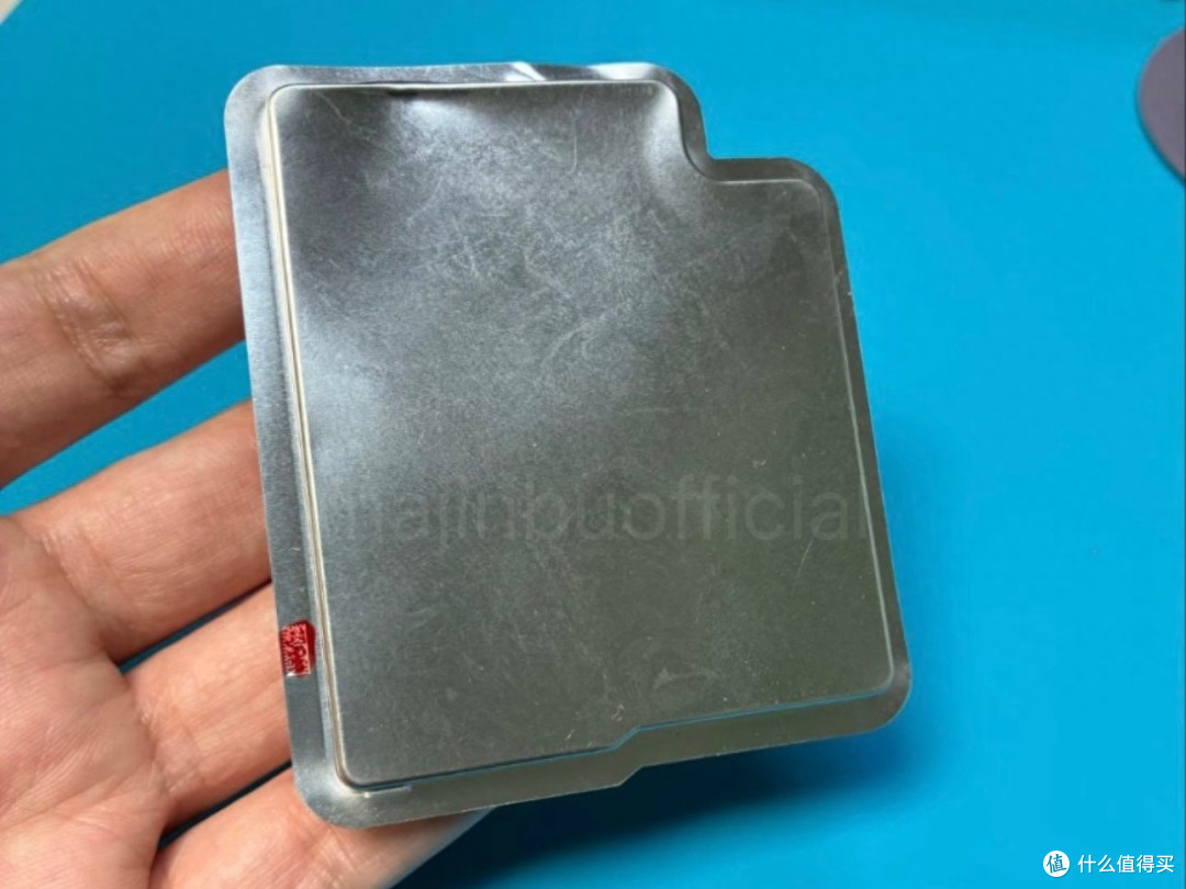 确认!iPhone17 Air电池曝光,有点小