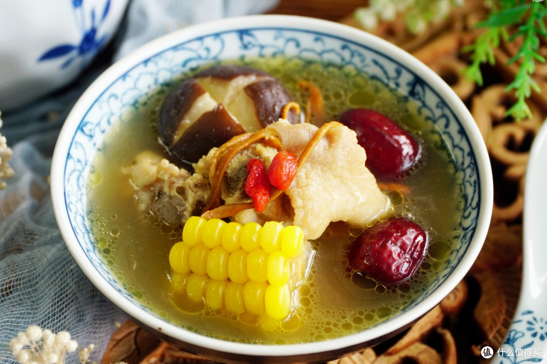 立秋到,吃1瓜,食2果,尝3菜,老传统“咬秋”,顺时而食更安康
