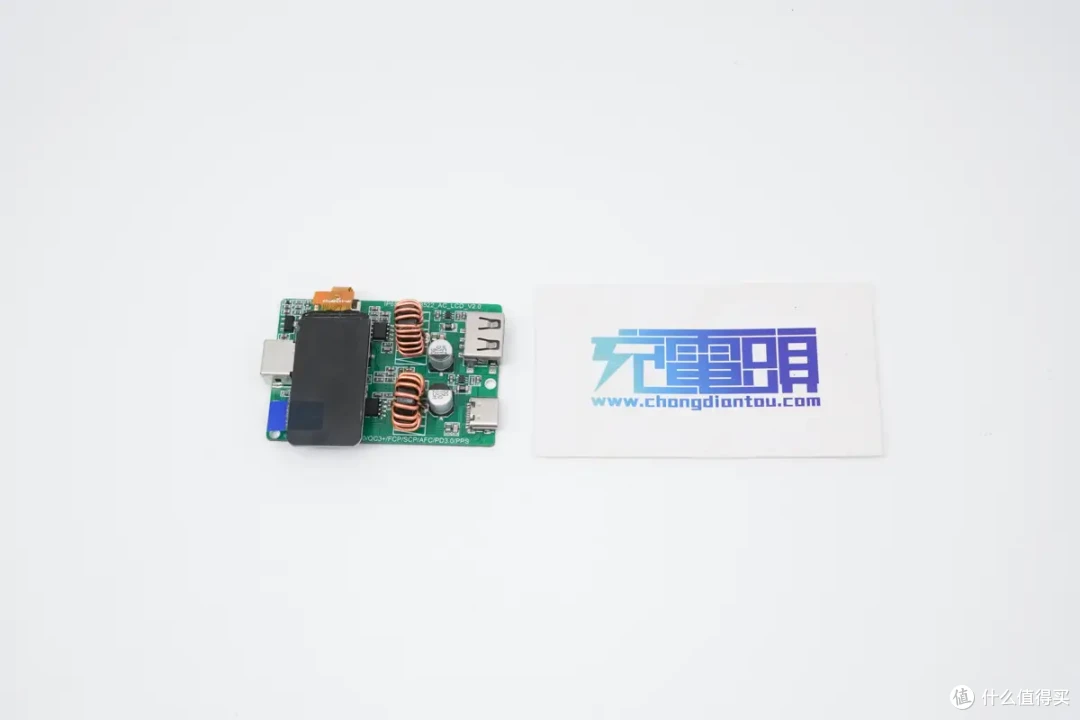 名片大小,超强兼容, PowerPi D45AC 数显快充方案评测