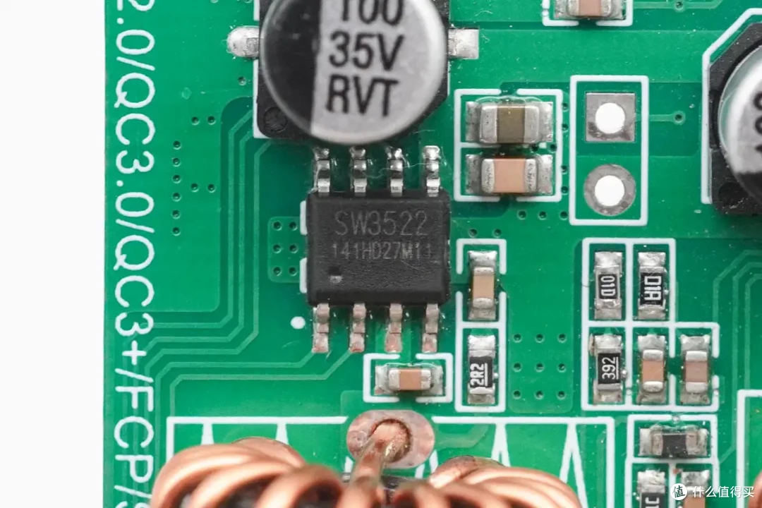 名片大小,超强兼容, PowerPi D45AC 数显快充方案评测