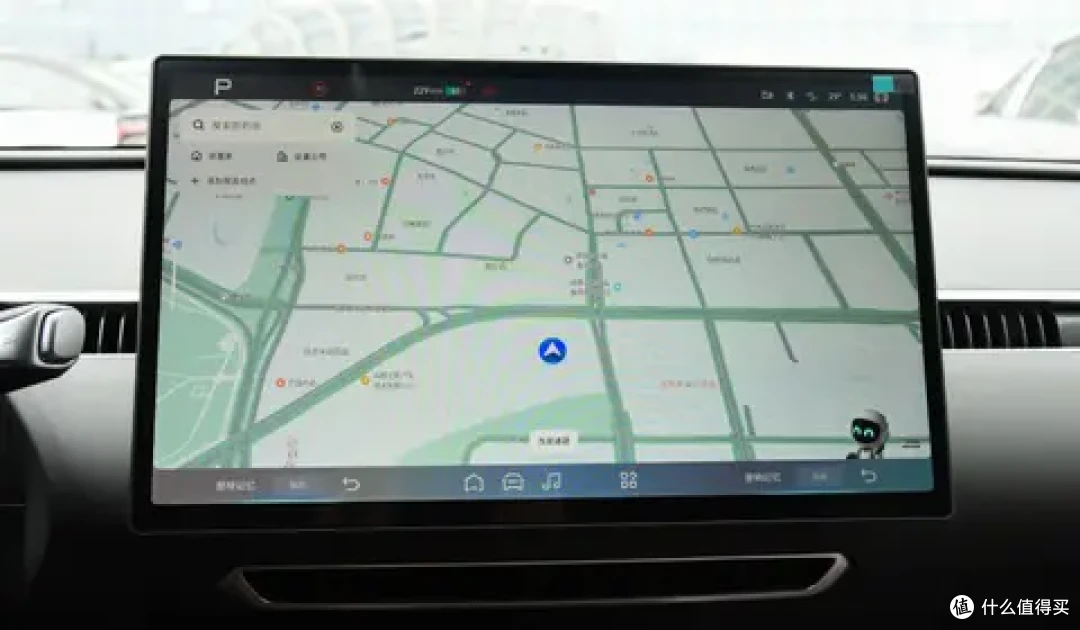 零跑B01对比小鹏MONA M03,哪款车型更适合年轻人?