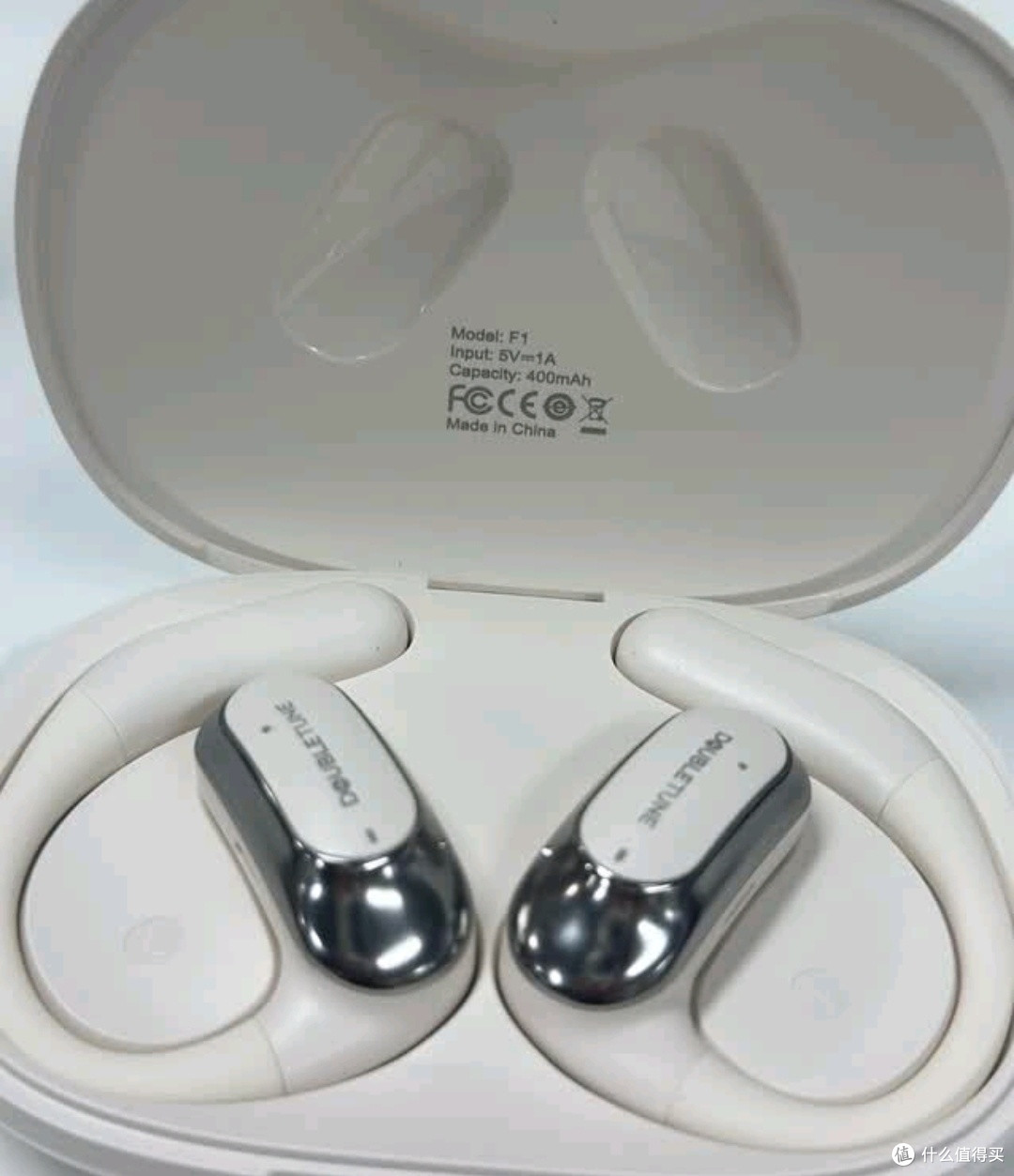 跑步听歌神器,DOUBLE TUNE 挂耳式骨传导蓝牙耳机安全又稳当