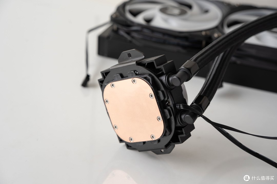 磁吸小屏装加持,散热性能照样顶破天ZALMAN ALPHA2 A36水冷体验