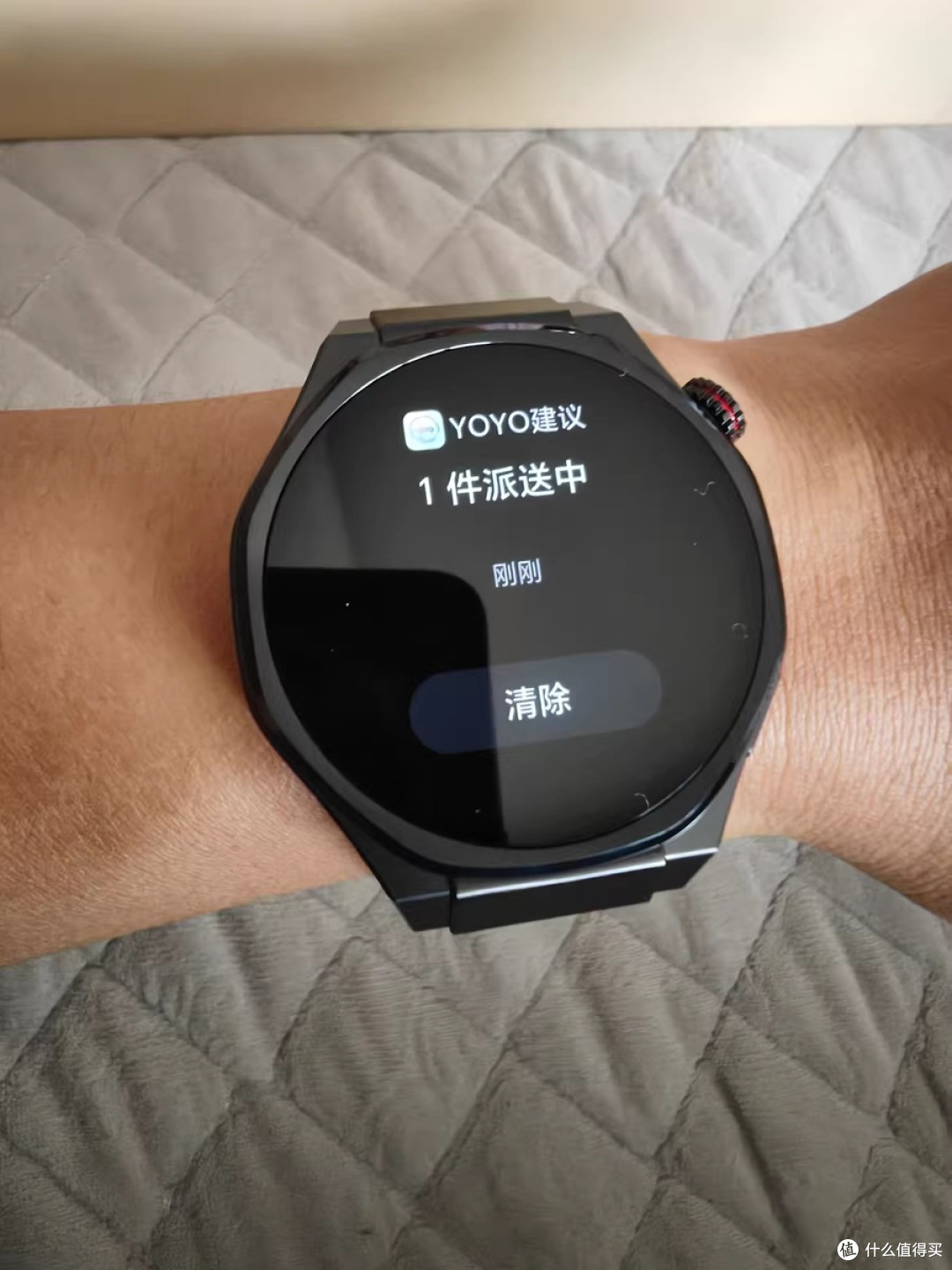腕间养生新范式：荣耀手表5 Ultra的365天健康陪伴手记