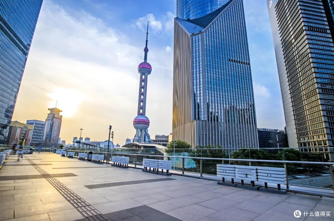 那台嗡嗡作响的空调，正在悄悄改变我们的生活