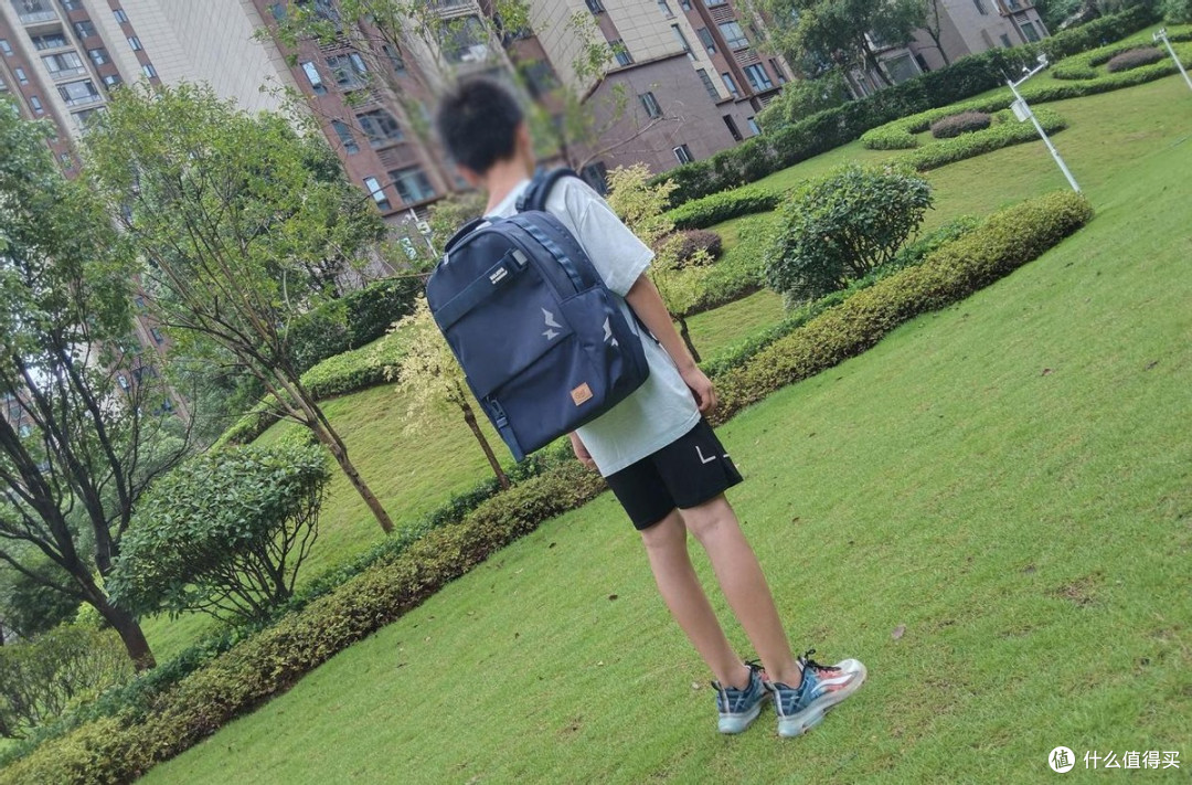 背着梦想去上学:GMT for Kids如何定义“高端护脊书包”?