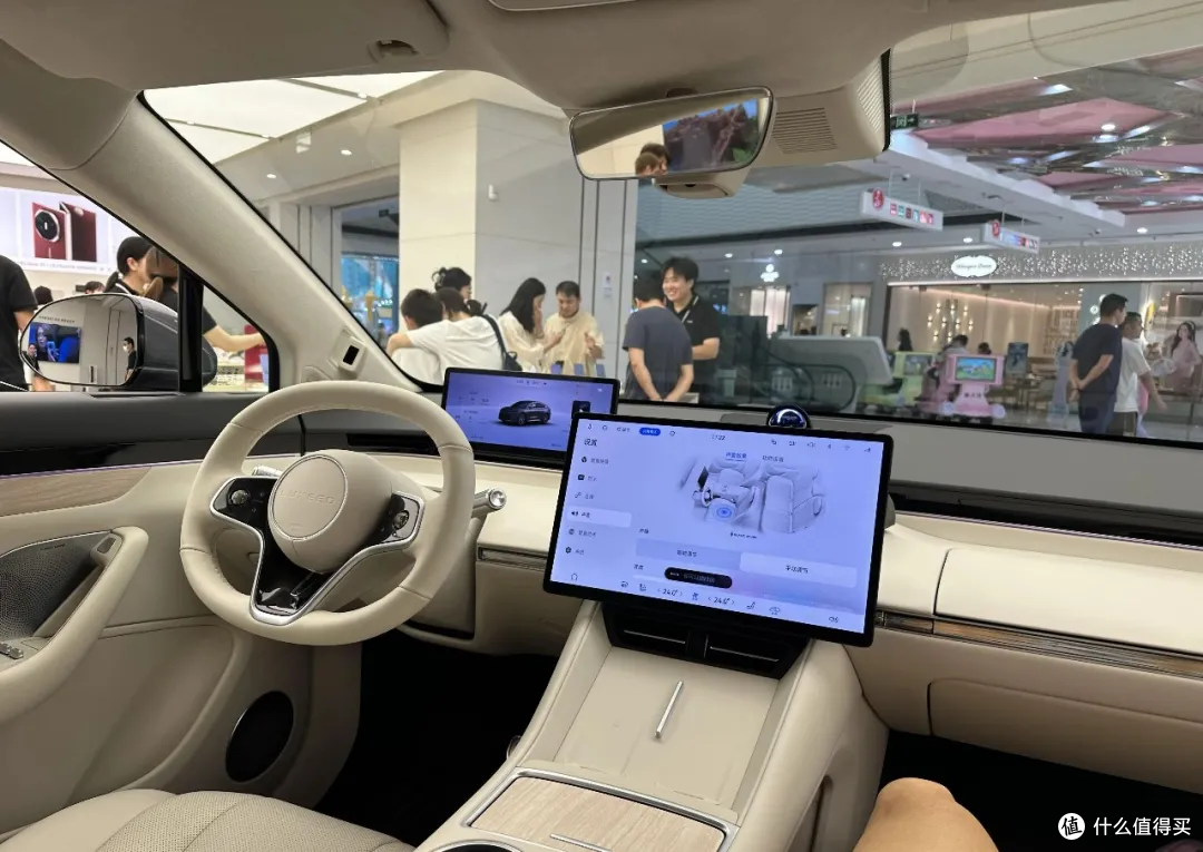 前比亚迪唐车主,试驾了 11 款纯电车:小鹏、蔚来、极氪……