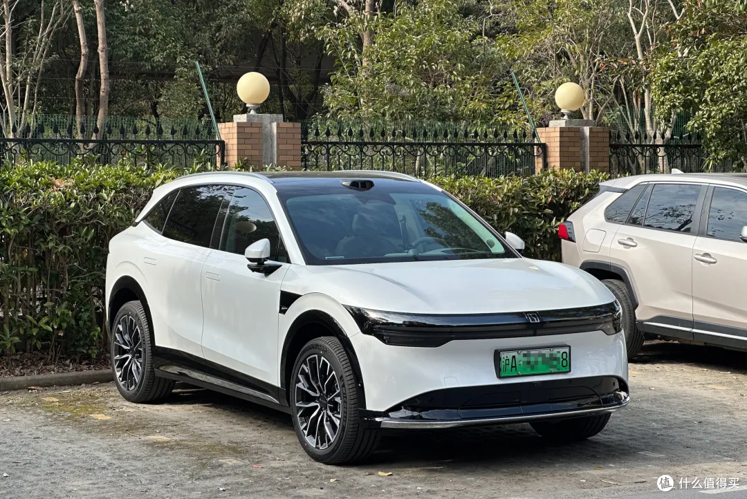 前比亚迪唐车主,试驾了 11 款纯电车:小鹏、蔚来、极氪……