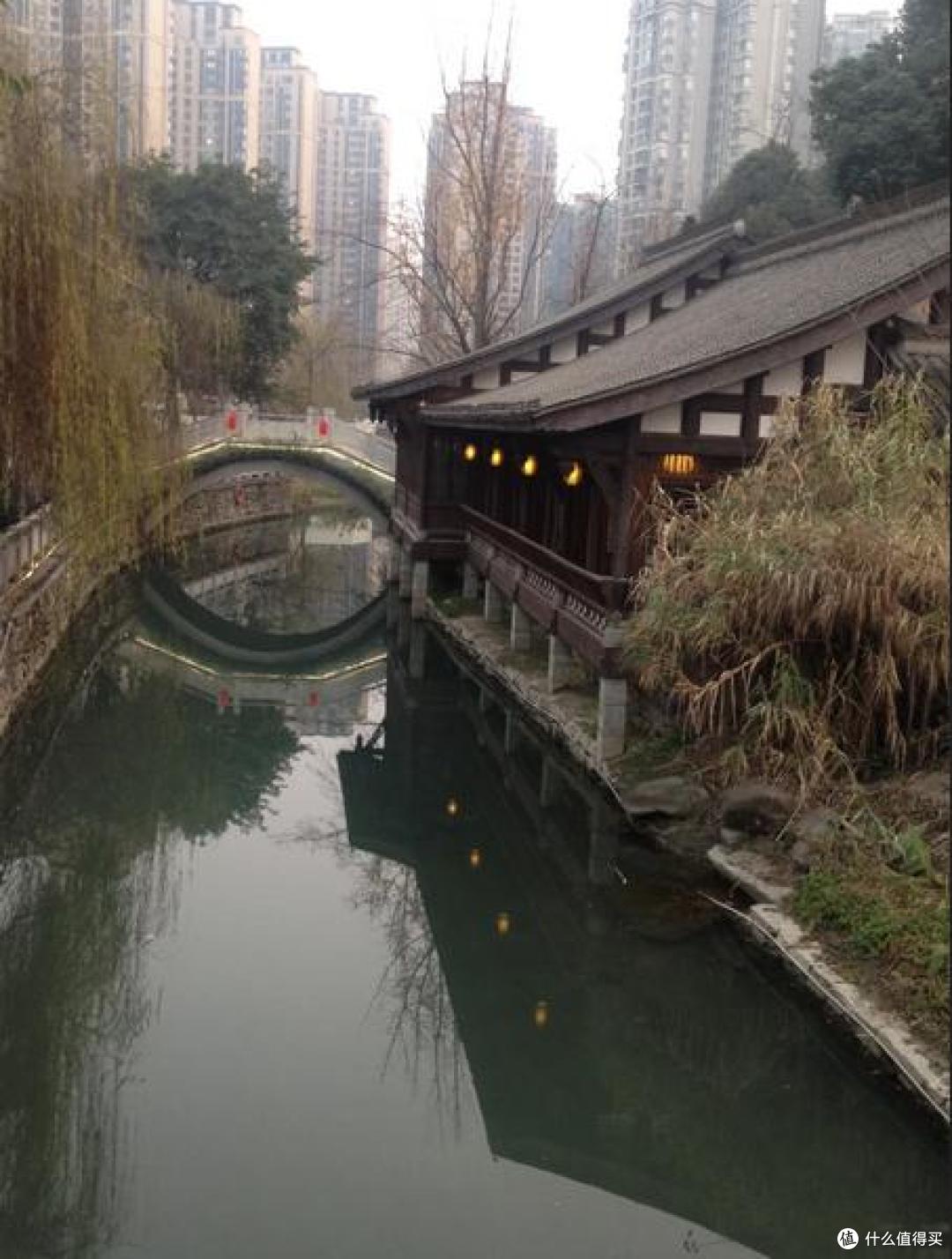 美丽的铁像寺水街里面其实也是别有洞天