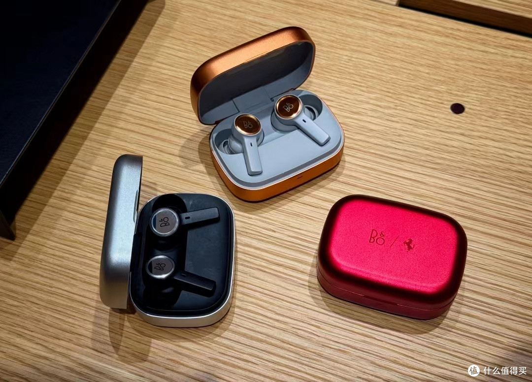 B&O Beoplay Eleven:旗舰级降噪耳机的时尚之选
