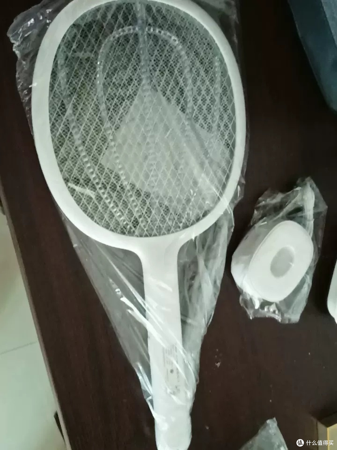 雅格电蚊拍:高效灭蚊利器
