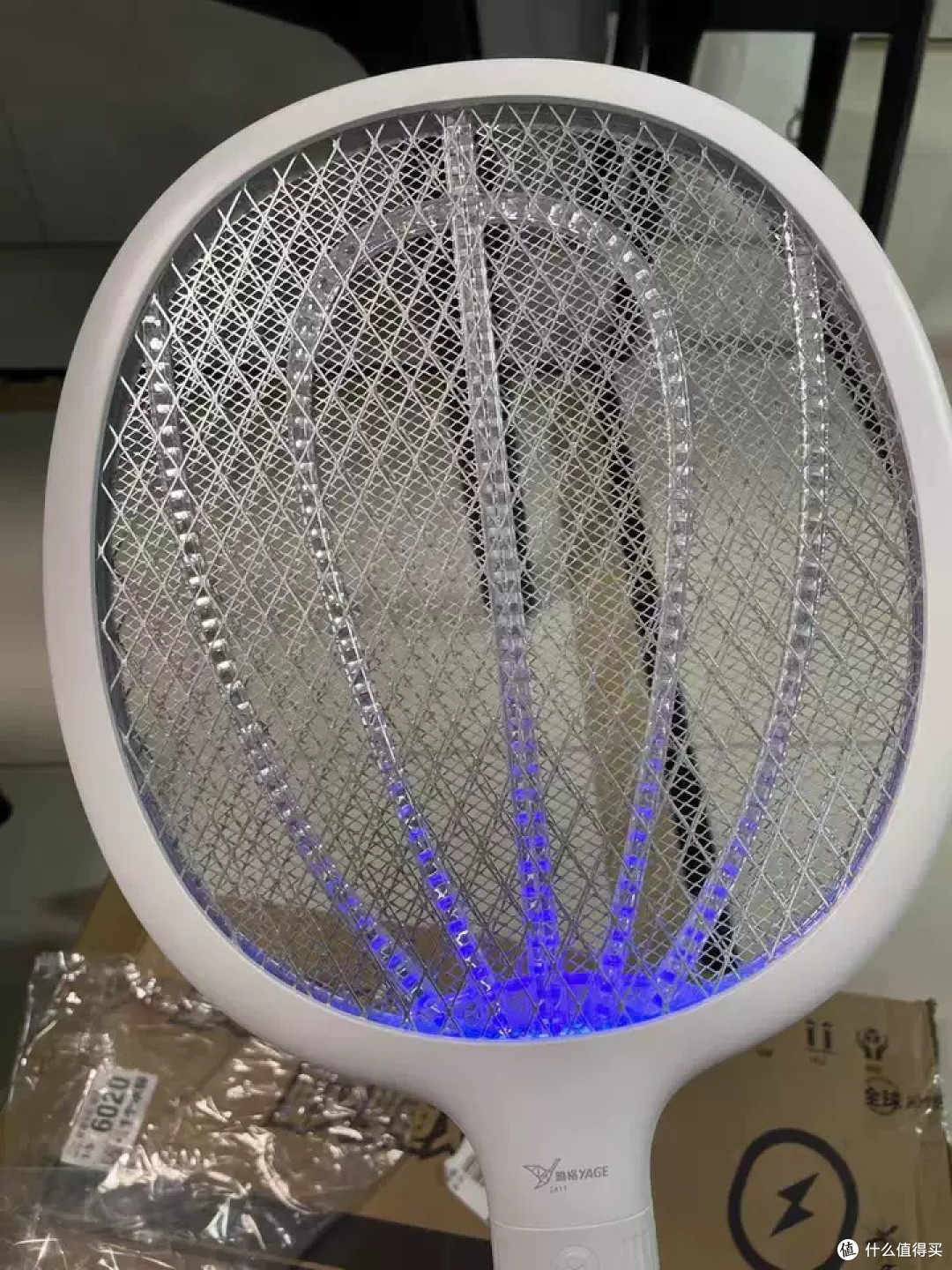 雅格电蚊拍：高效灭蚊利器