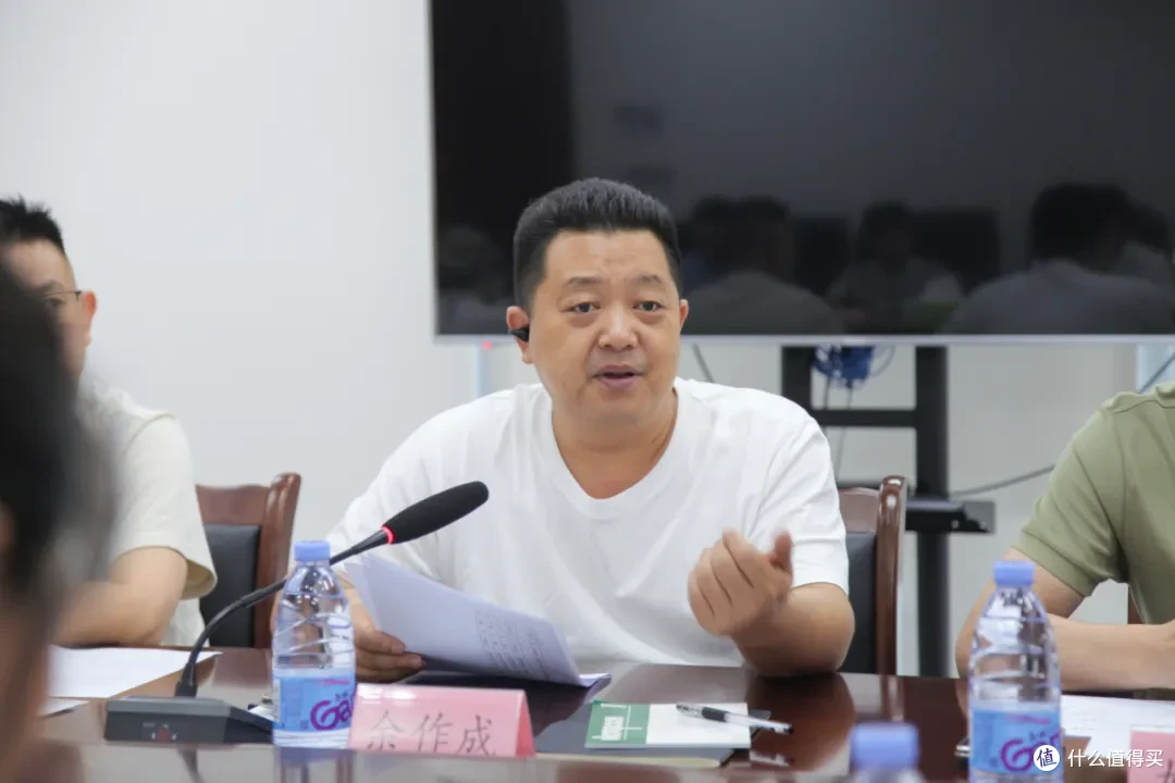 成都市金牛区新联会驷马桥街道分会正式成立并召开首次全体会议