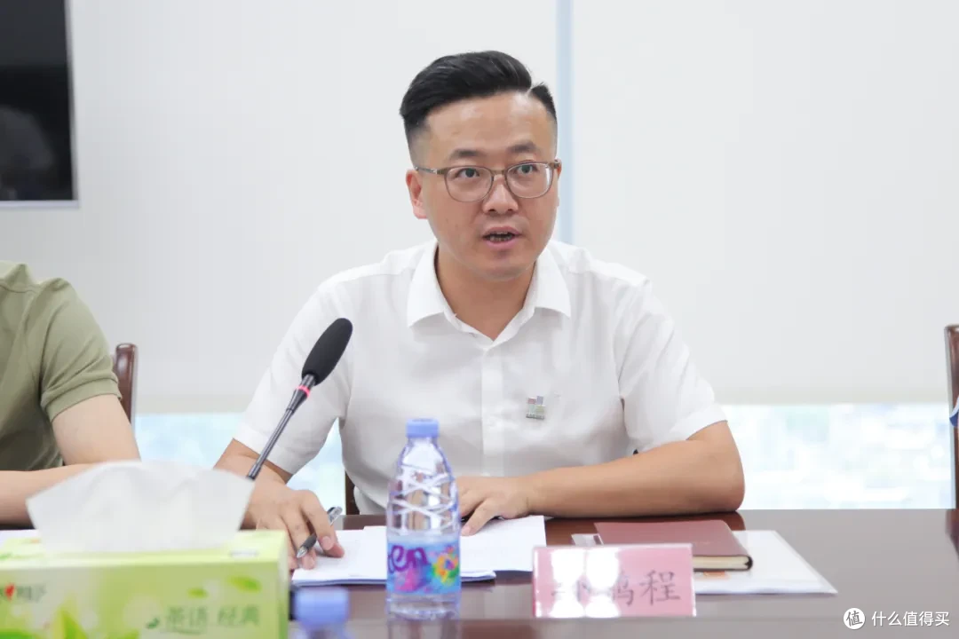 成都市金牛区新联会驷马桥街道分会正式成立并召开首次全体会议