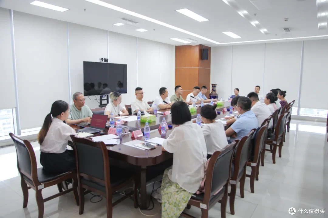 成都市金牛区新联会驷马桥街道分会正式成立并召开首次全体会议