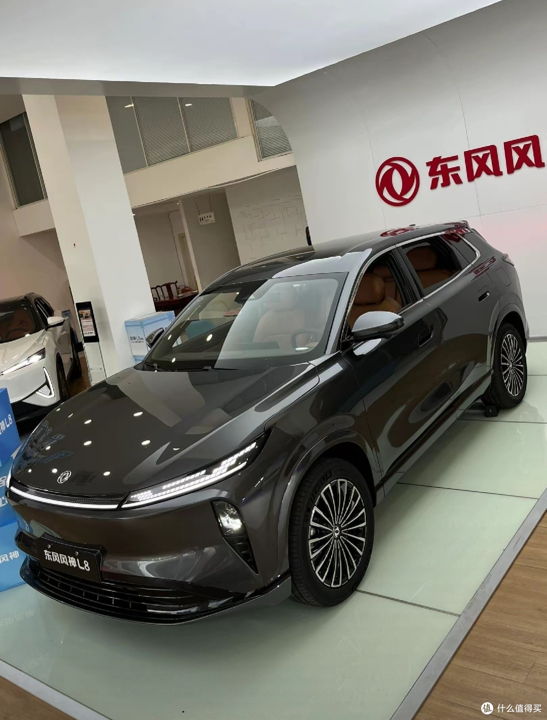 预售将启！东风风神L8的“全能”人设，为何有人不买账？