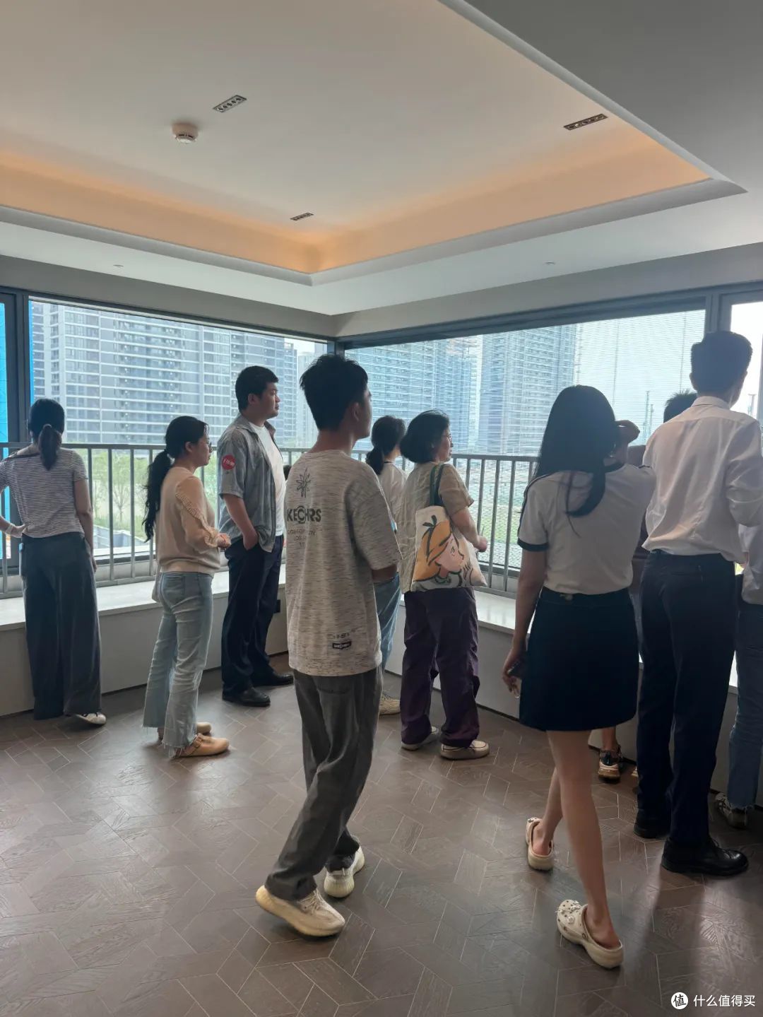 为啥越来越多年轻人选择“老小区”？听完内行人的话，我立马悟了