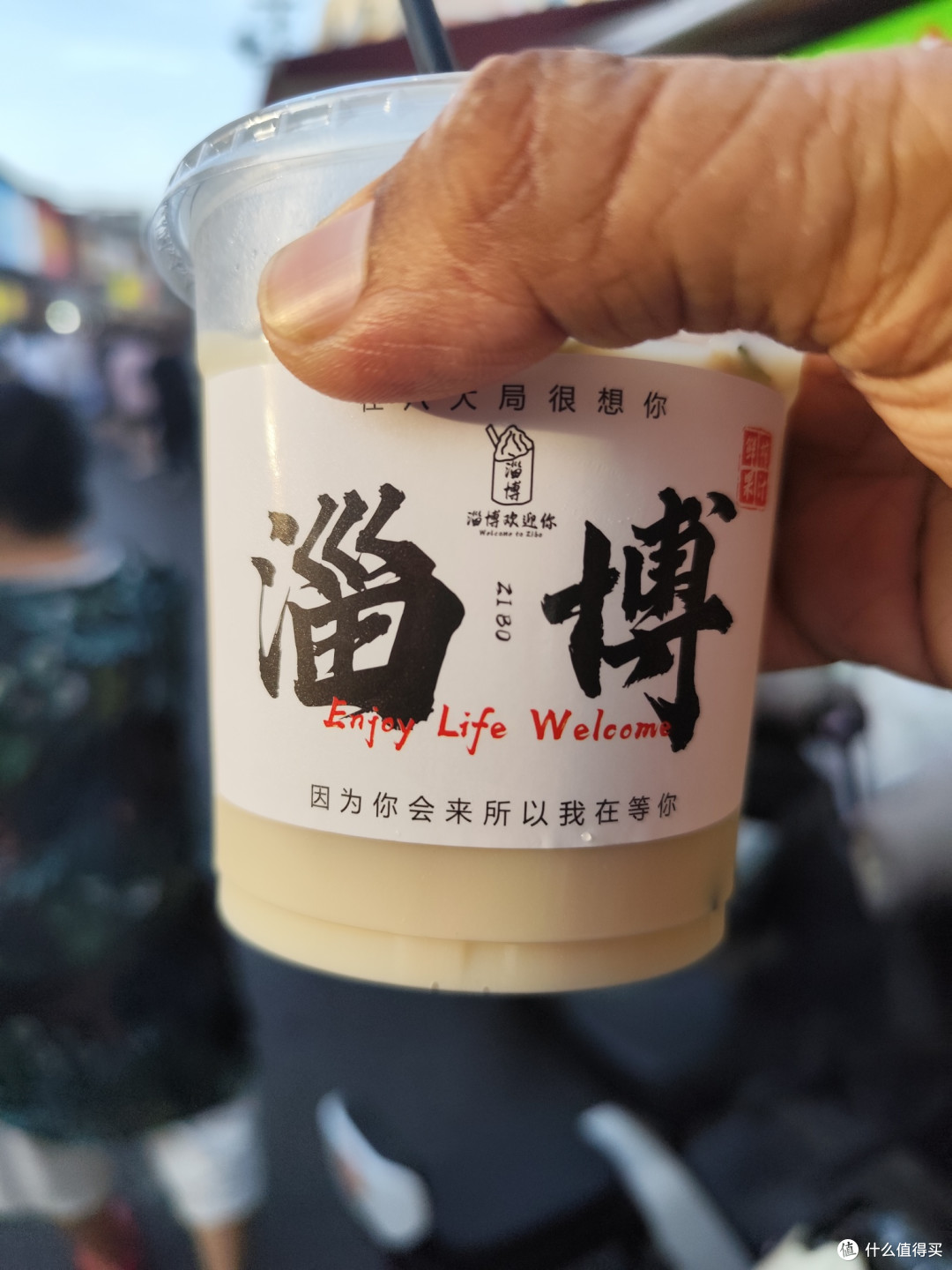 天津人体验淄博烧烤的热情