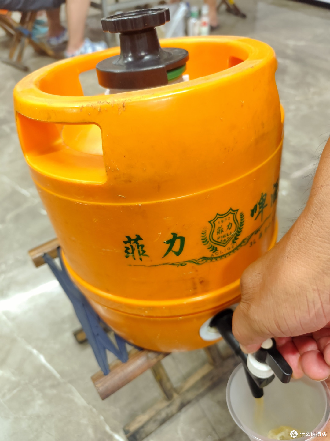 天津人体验淄博烧烤的热情