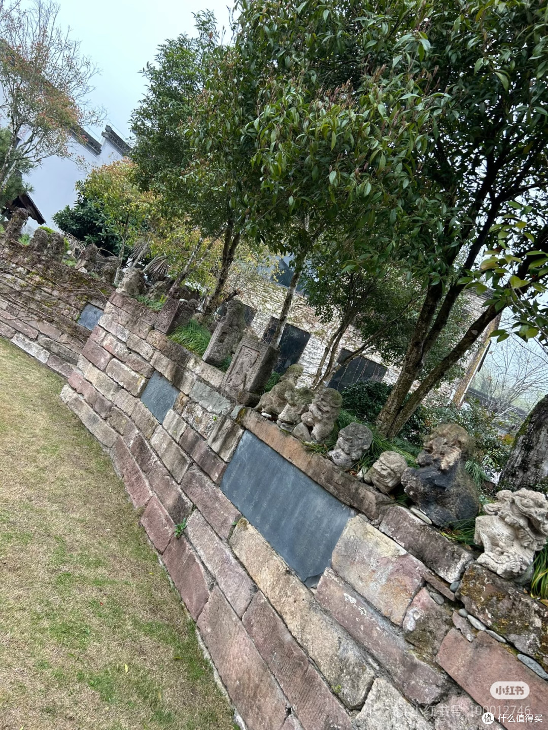 黄山脚下的诗莉莉慰颜府