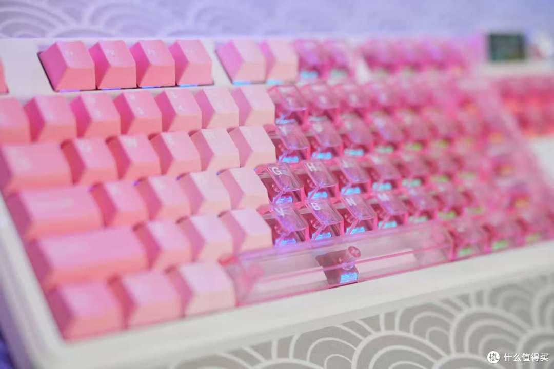 粉雾海真靓,黑爵MK87三模机械键盘质感高级,火龙果轴按着很舒服