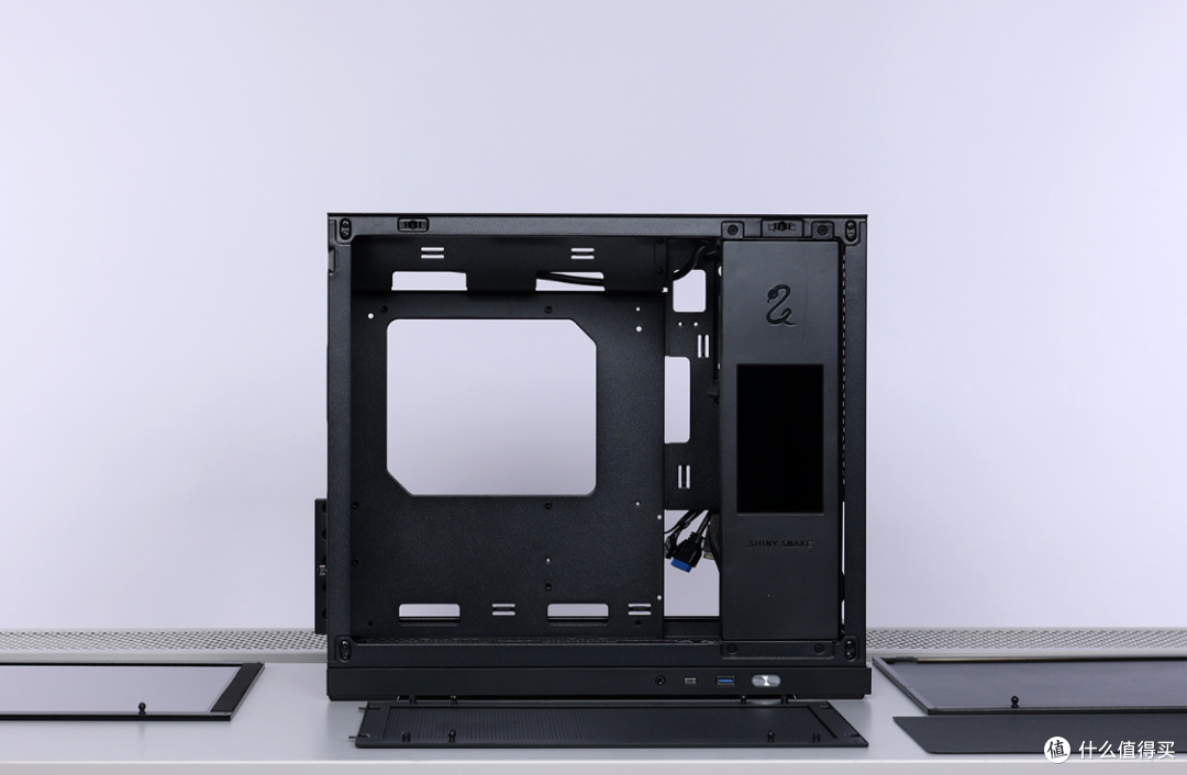 预算9k打造的桌面MATX小钢炮:9600X+5060Ti+闪鳞G500装机