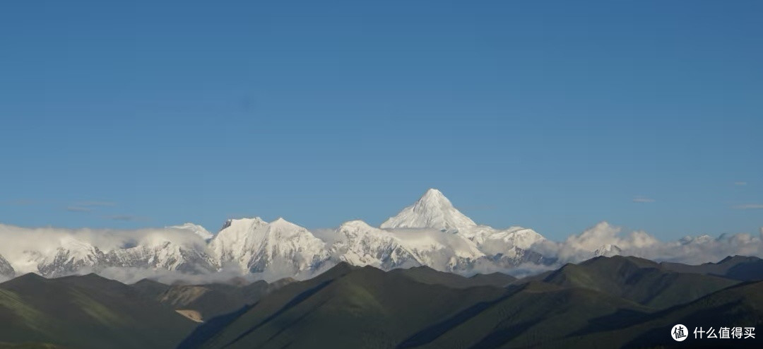 梅垛垭口：贡嘎山的壮丽全景