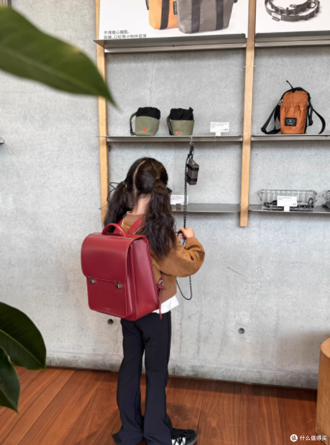 AnythingStudio 旗舰店小学生书包:减负英伦风,伴学好伙伴