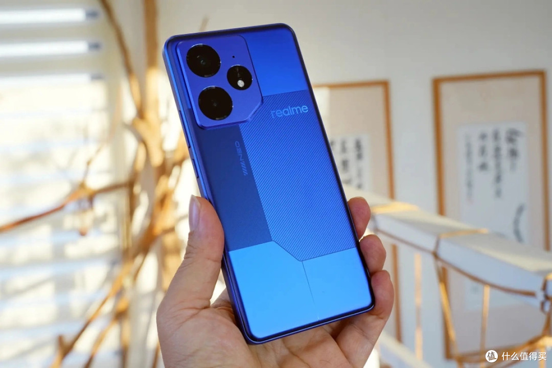 千元机诞生新黑马，7000mAh+IP69+12GB+256GB，国补后突然变香了