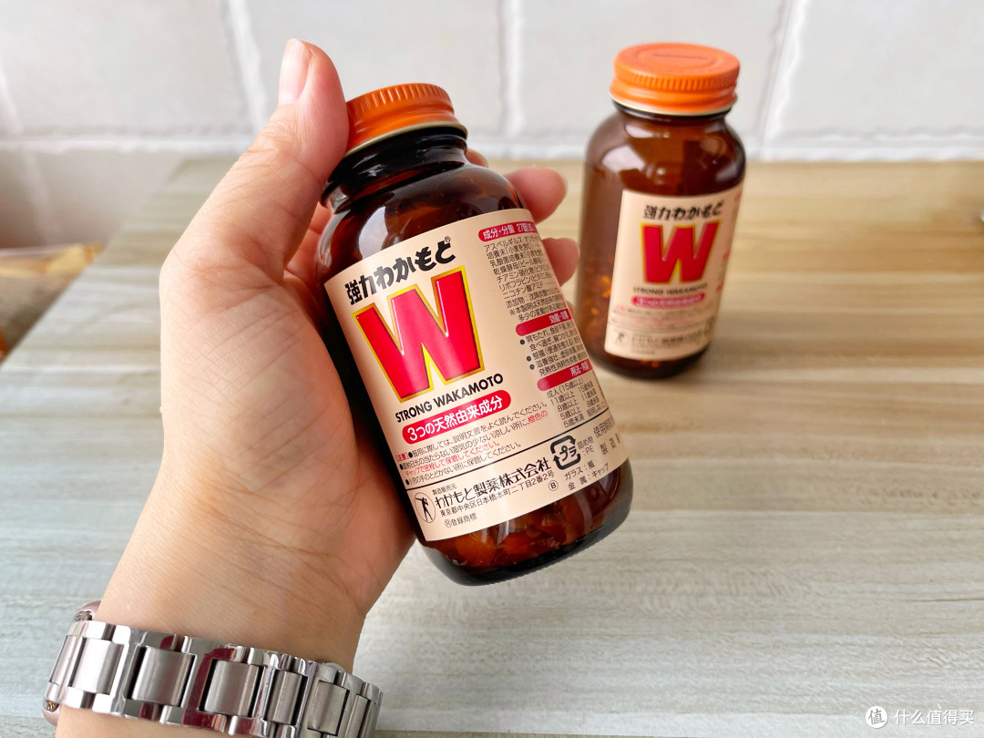 是谁在办公桌的抽屉里藏着维生素和益生菌,哦!是我!