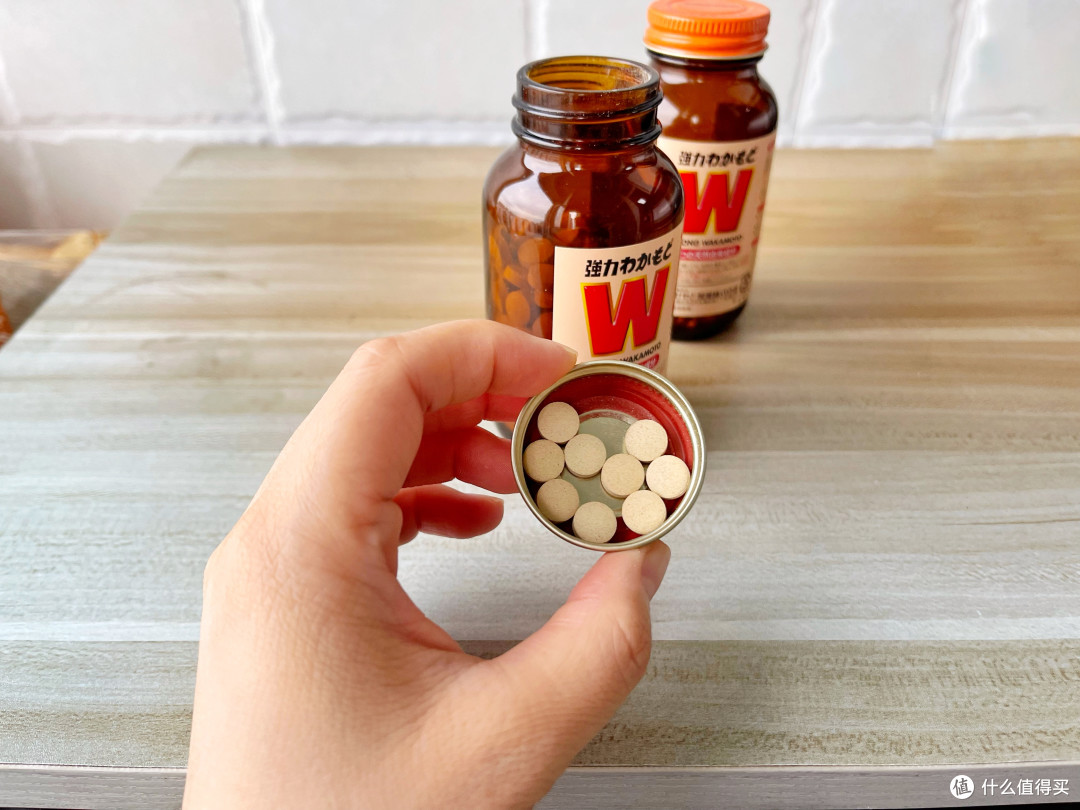 是谁在办公桌的抽屉里藏着维生素和益生菌,哦!是我!