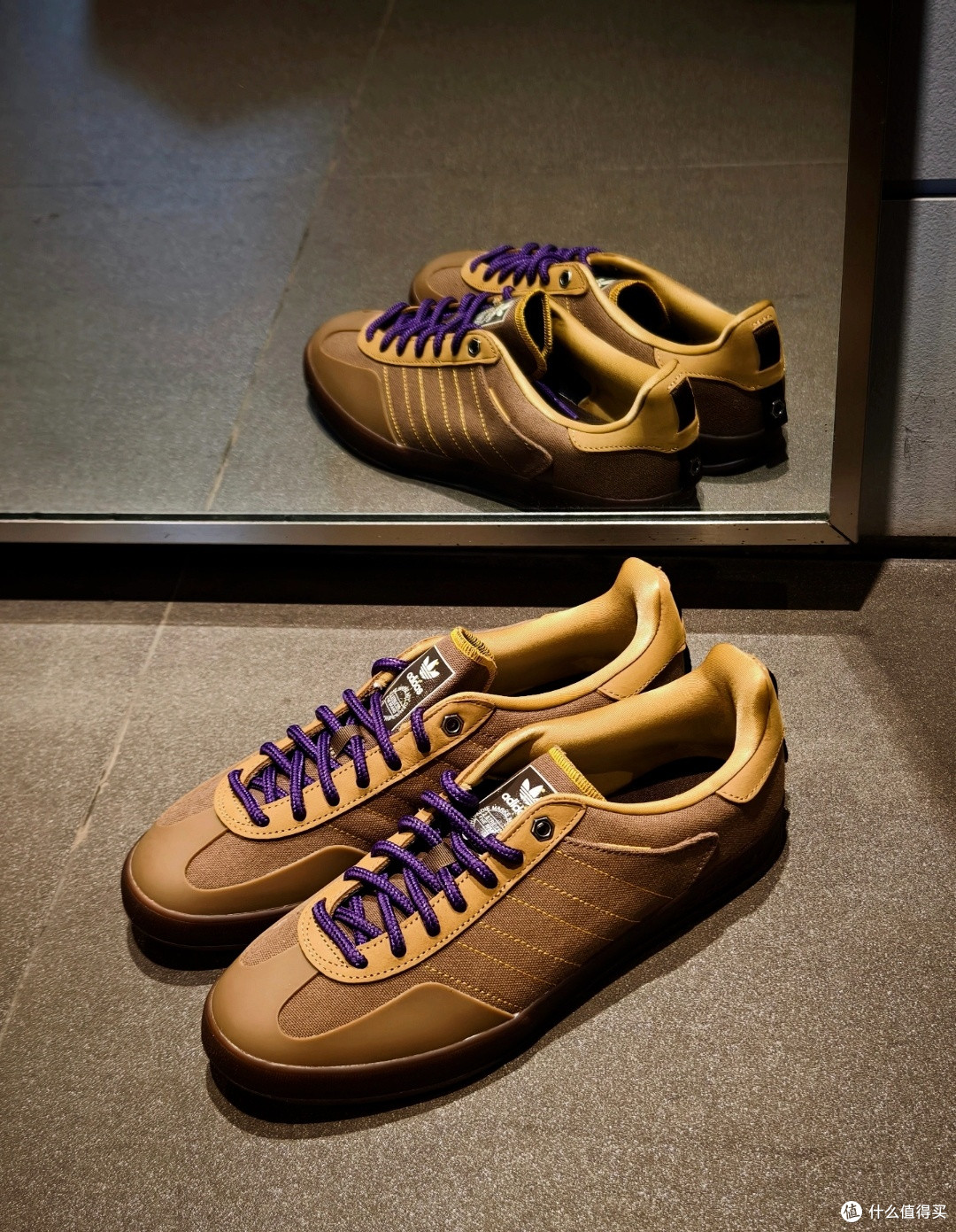 一双板鞋踏入秋日氛围感——adidas originals GAZELLE INDOOR棕色款