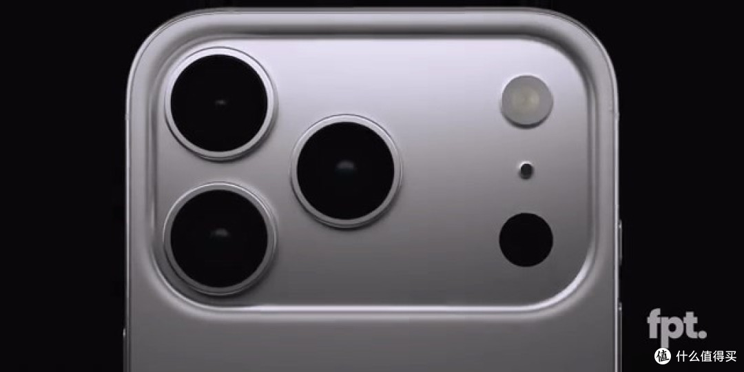 iPhone 17渲染视频发布 国产旗舰机现白菜价果粉直呼心碎