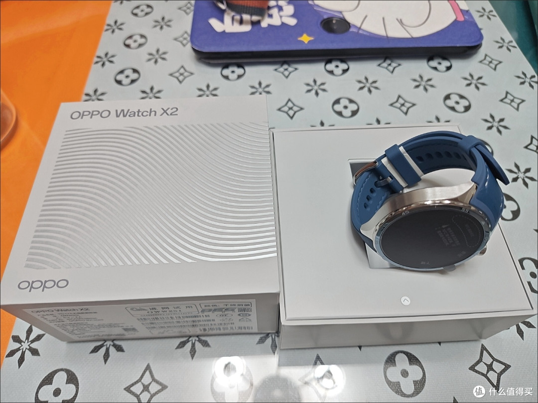 OPPO Watch X2:运动健康两不误