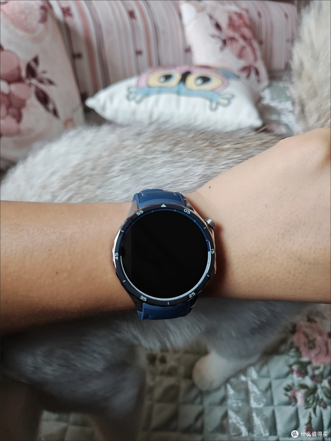 OPPO Watch X2:运动健康两不误