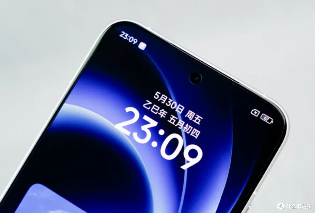 小米果断“亮剑”,7410mAh+16GB+1TB+IP69,国补后售价一降再降