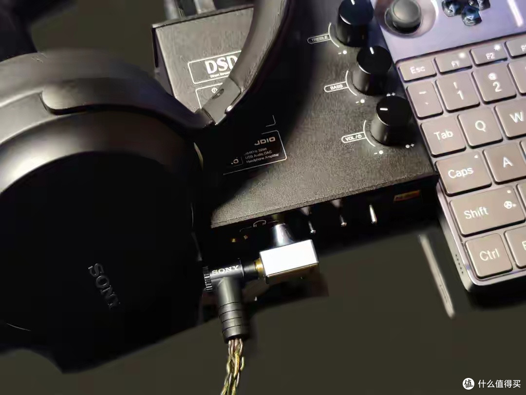 边调边听的500元一站式音频全能王者 Douk Audio K5解码耳放评测