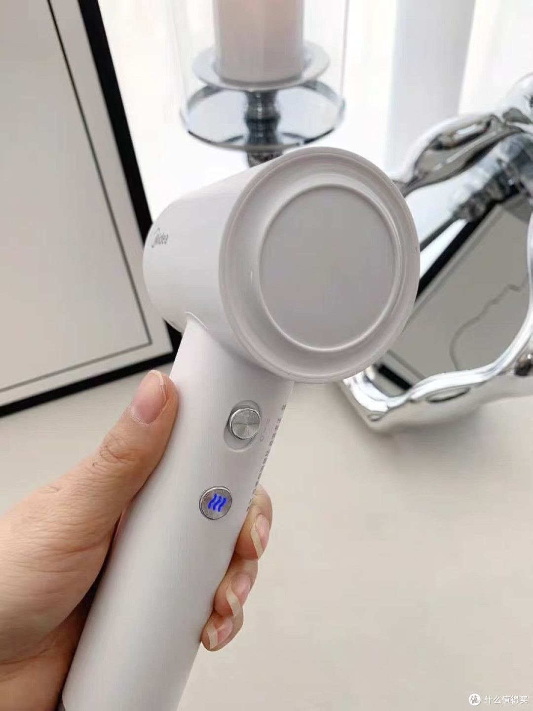 挖到宝了!美的高速吹风机堪称宿舍神器