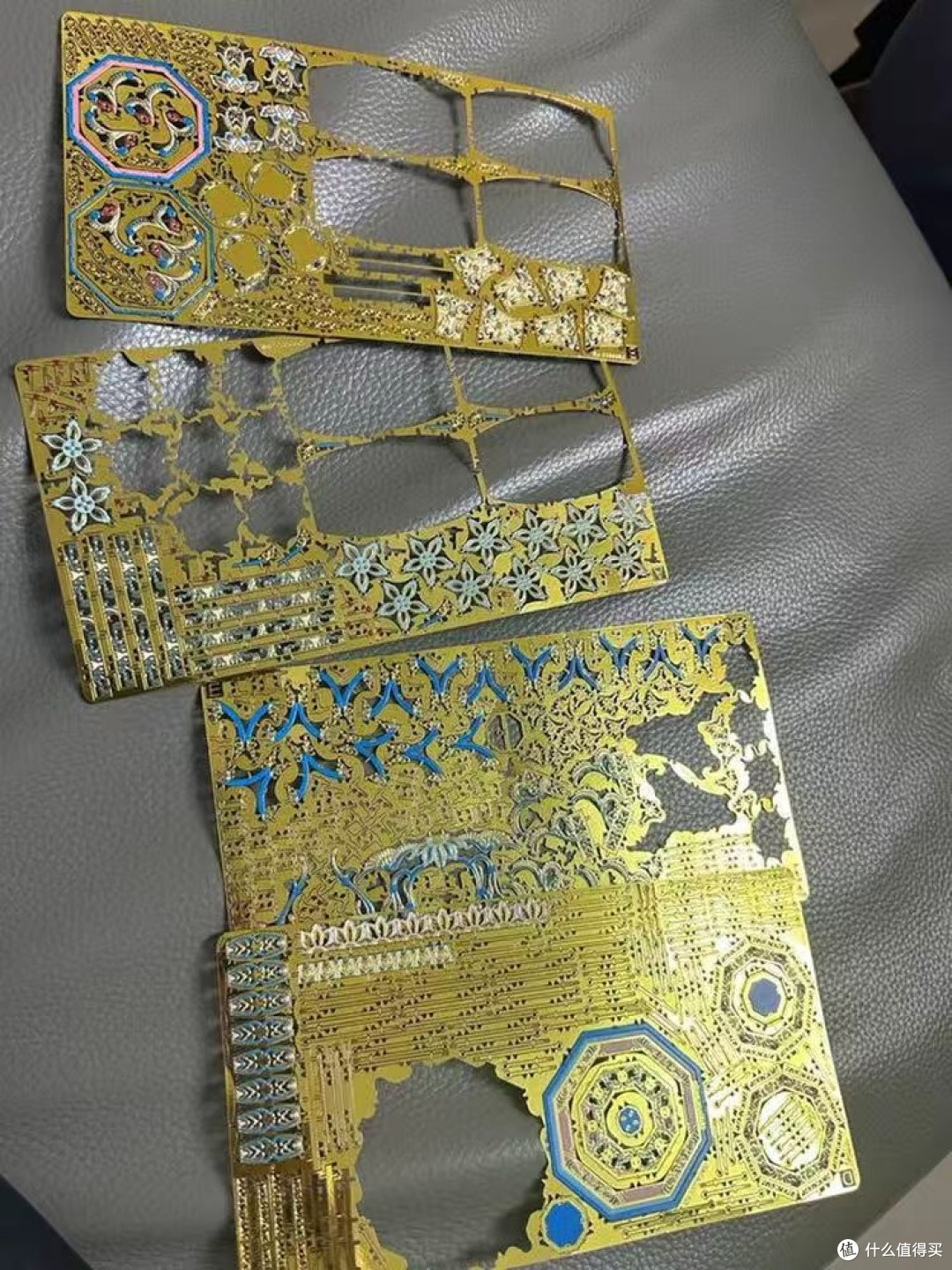金属拼装艺术：从蚀刻片到宫灯