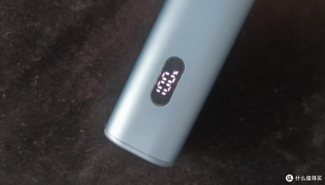 五刀头硬核出击,剃净胡茬零死角!未野MRX剃须刀测评