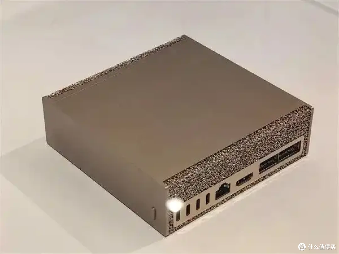 迄今最贵RTX 5080!华硕猫头鹰联名 5080标价超14000元