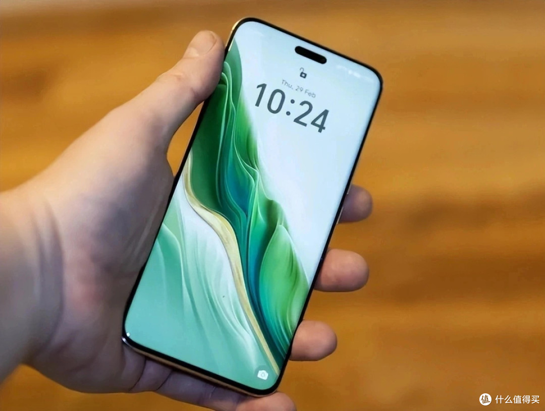 荣耀坚决清仓,16GB+1TB跌价2910元,1.8亿像素+100倍变焦+IP68
