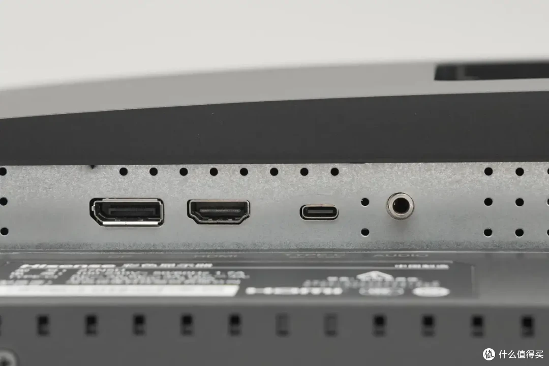 支持Type-C 65W 反向充 + 4K HDR!海信 27N5H 4K显示器全面评测