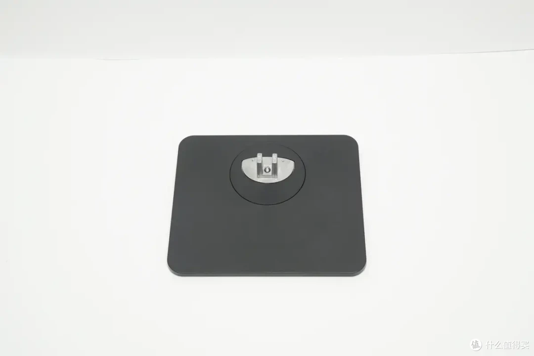 支持Type-C 65W 反向充 + 4K HDR!海信 27N5H 4K显示器全面评测