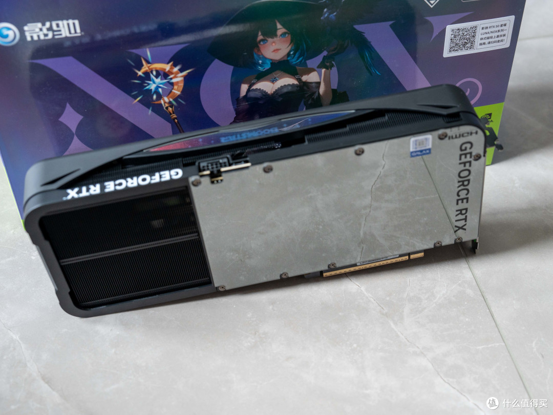 磁吸自由+纯黑美学:影驰RTX 5070 Ti 星曜 NOX OC显卡测评